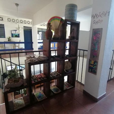 Hotel & Hostal Mayflower Puerto Escondido  Extérieur photo