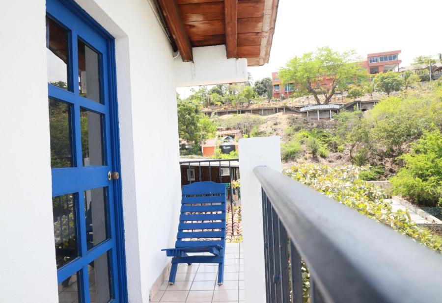 Hotel & Hostal Mayflower Puerto Escondido  Extérieur photo