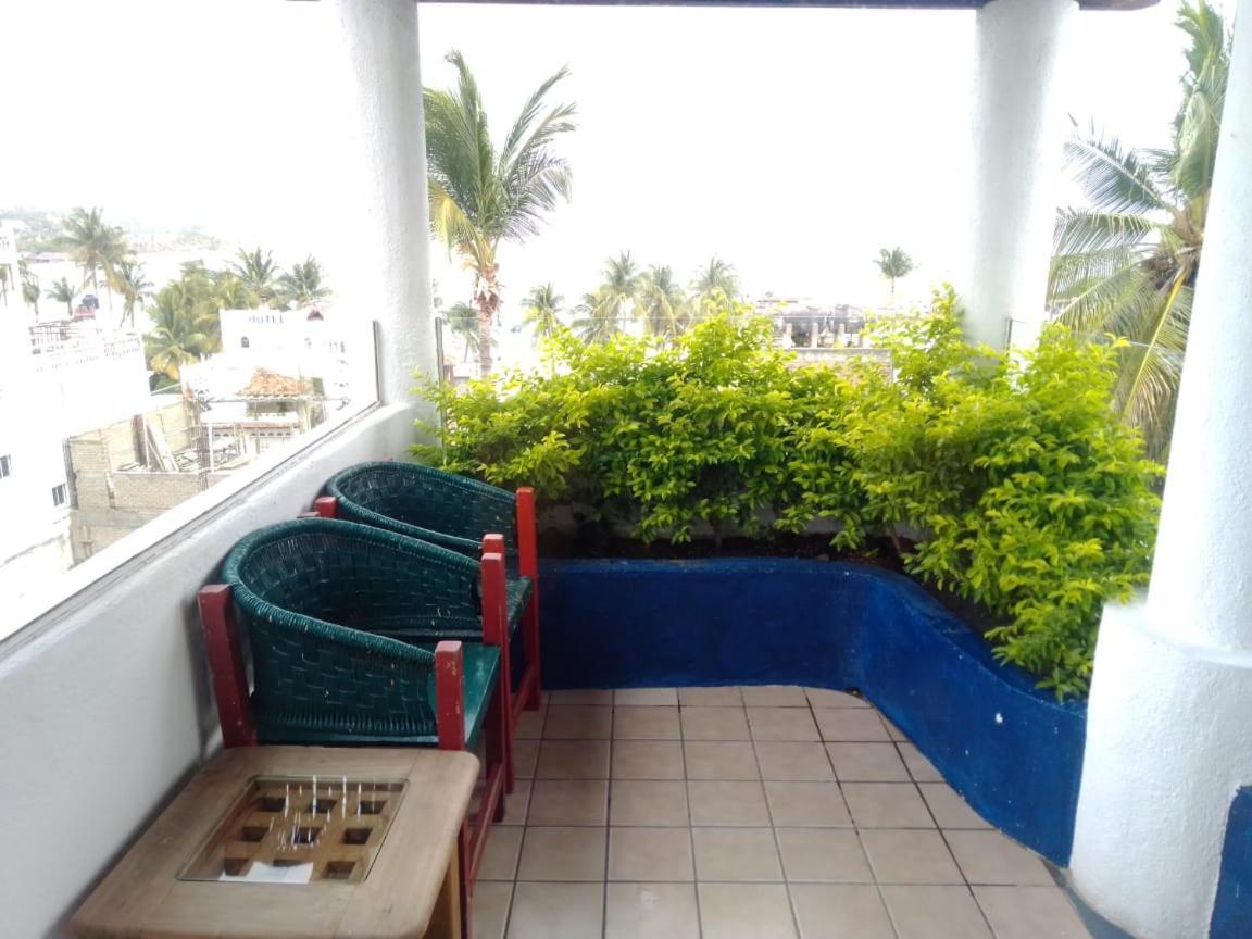 Hotel & Hostal Mayflower Puerto Escondido  Extérieur photo